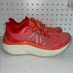 New Balance Fresh Foam X Kaiha Road running shoe in a coral/pink colorway.  Sz 7